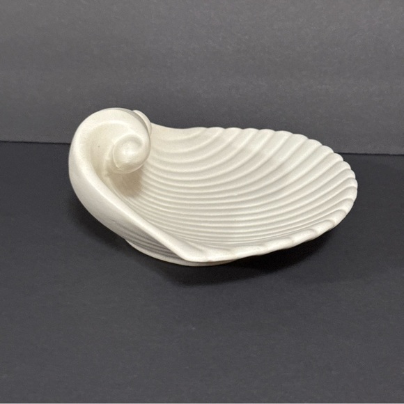 Vintage Royal Haeger Cream Shell Dish 144 Made In USA MCM - Picture 3 of 14